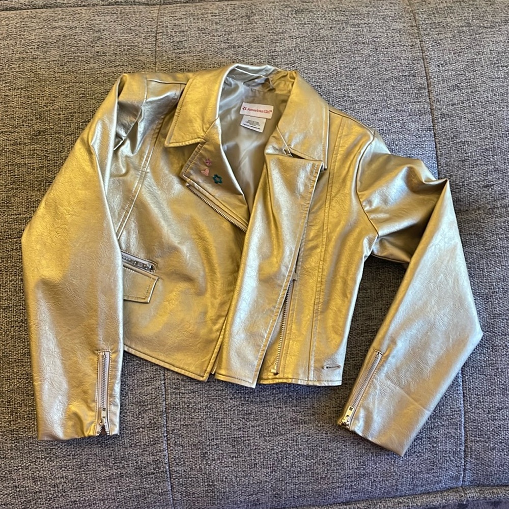 American Girl Coat Size (M:10-12)